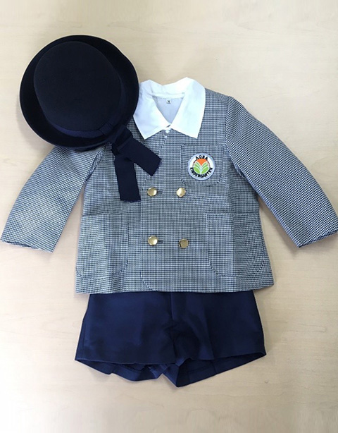 制服等衣料品販売・仲介業務